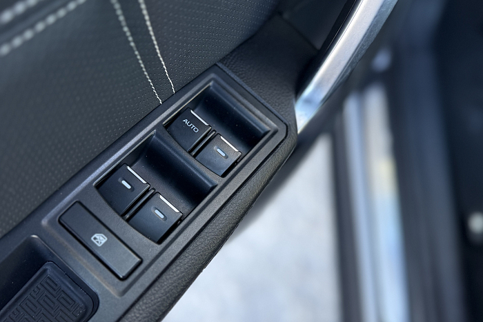 Geely Emgrand X7, Бензин, 2.0, Автомат, Передний привод, Внедорожник - 19