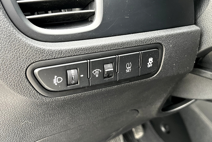 Kia Rio X-line, Бензин, 1.6, Автомат, Передний привод, Хэтчбек - 19