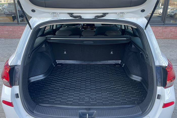 Hyundai  I30 , Дизель, 1.6, Робот, Передний привод, Универсал - 25