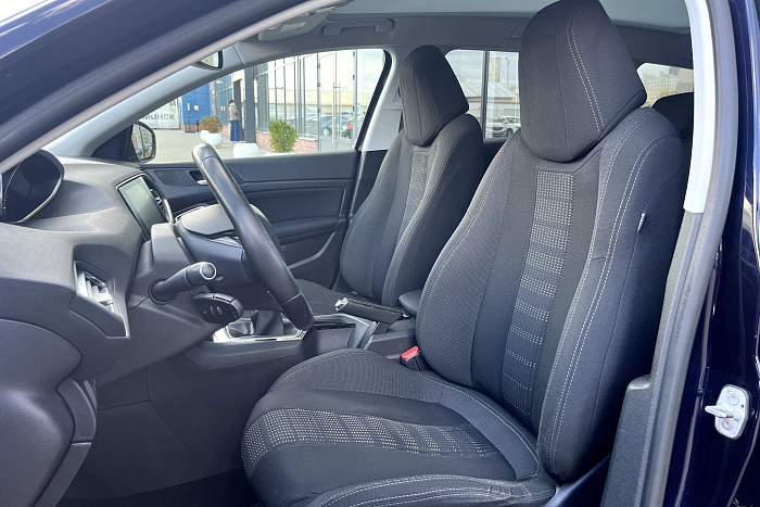 Peugeot 308, Дизель, 1.6, Механическая, Передний привод, Универсал - 8