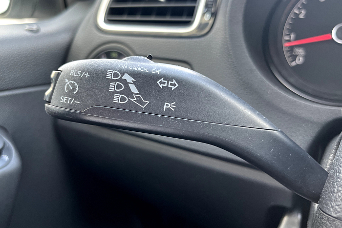 Volkswagen Polo Sedan, Бензин, 1.6, Автомат, Передний привод, Седан - 16