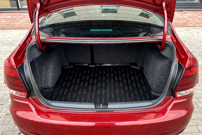 Volkswagen Polo Sedan, Бензин, 1.4, Механическая, Передний привод, Седан - 22