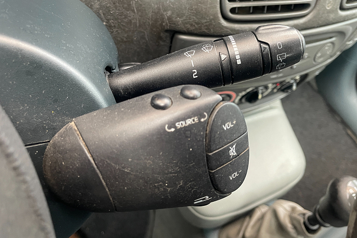 Renault Megane Scenic, Дизель, 1.9, Механическая, Передний привод, Хэтчбек - 16